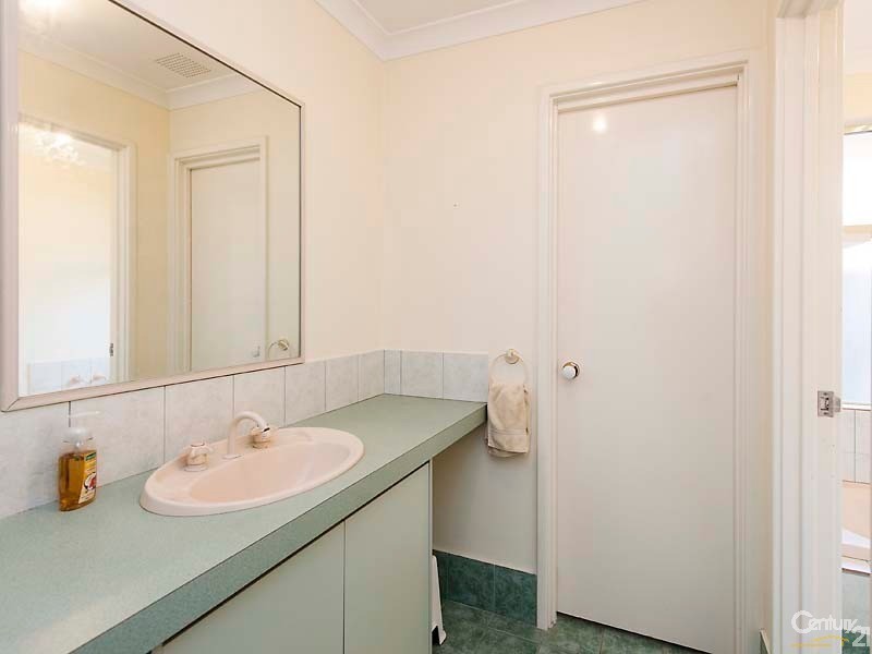 17 Durrington Glade, Clarkson WA 6030