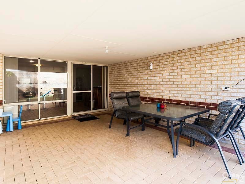 17 Durrington Glade, Clarkson WA 6030
