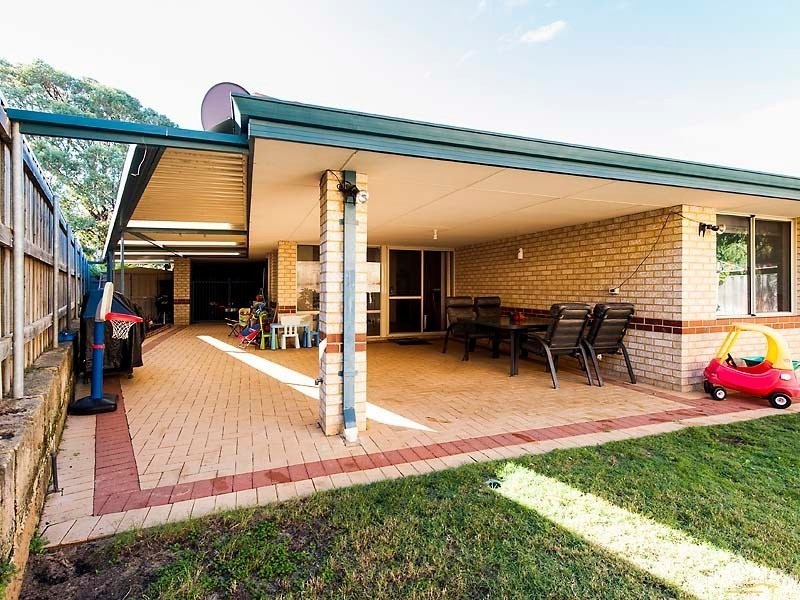 17 Durrington Glade, Clarkson WA 6030
