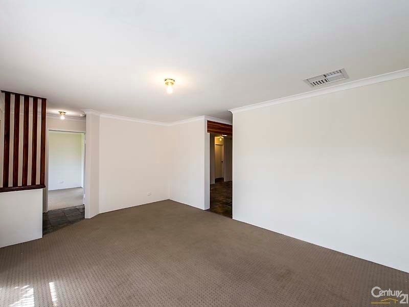 9 Larsson Walk, Clarkson WA 6030