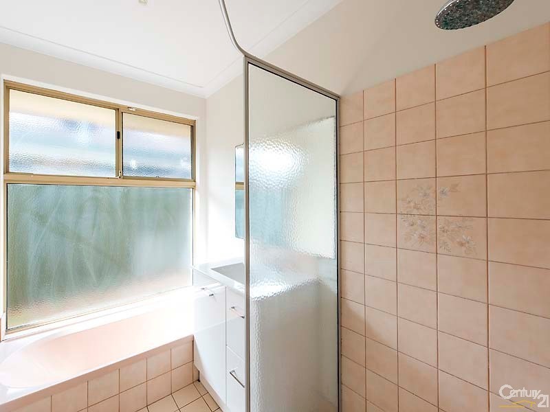 9 Larsson Walk, Clarkson WA 6030