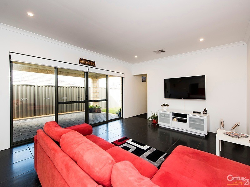 6 Mercado Way, Alkimos WA 6038
