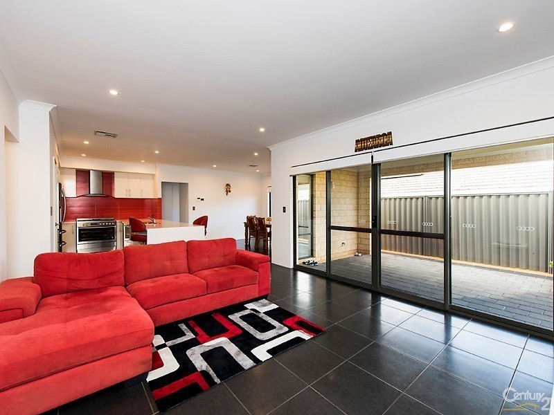 6 Mercado Way, Alkimos WA 6038