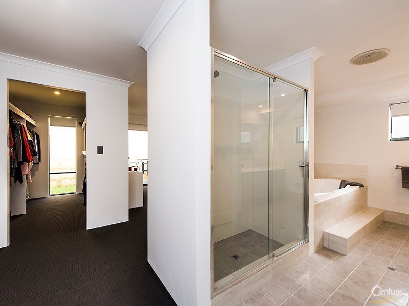 6 Mercado Way, Alkimos WA 6038