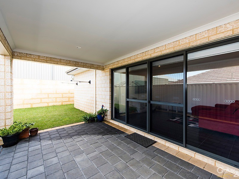 6 Mercado Way, Alkimos WA 6038
