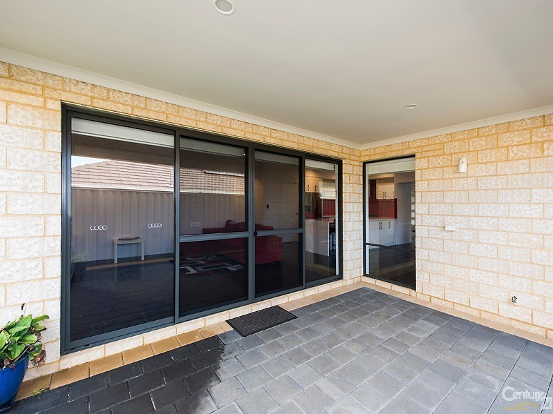 6 Mercado Way, Alkimos WA 6038