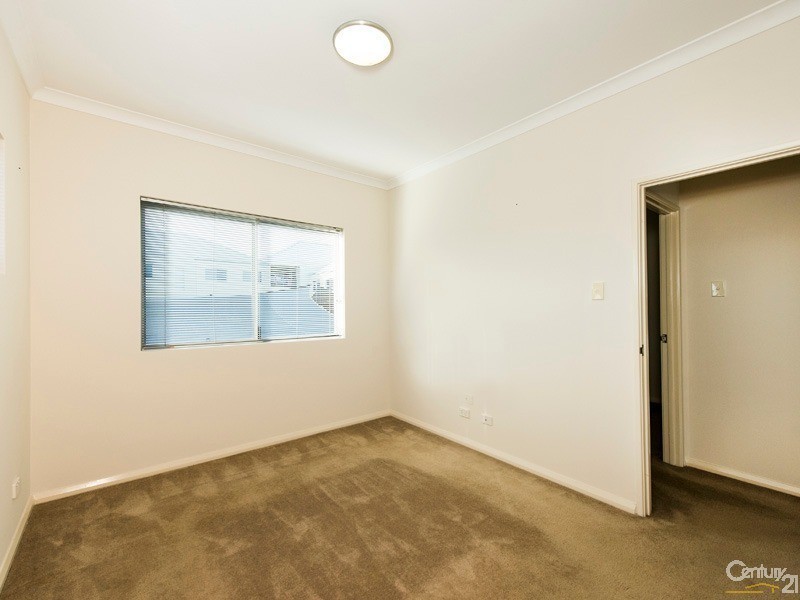 19/291 Ocean Keys Boulevard, Clarkson WA 6030