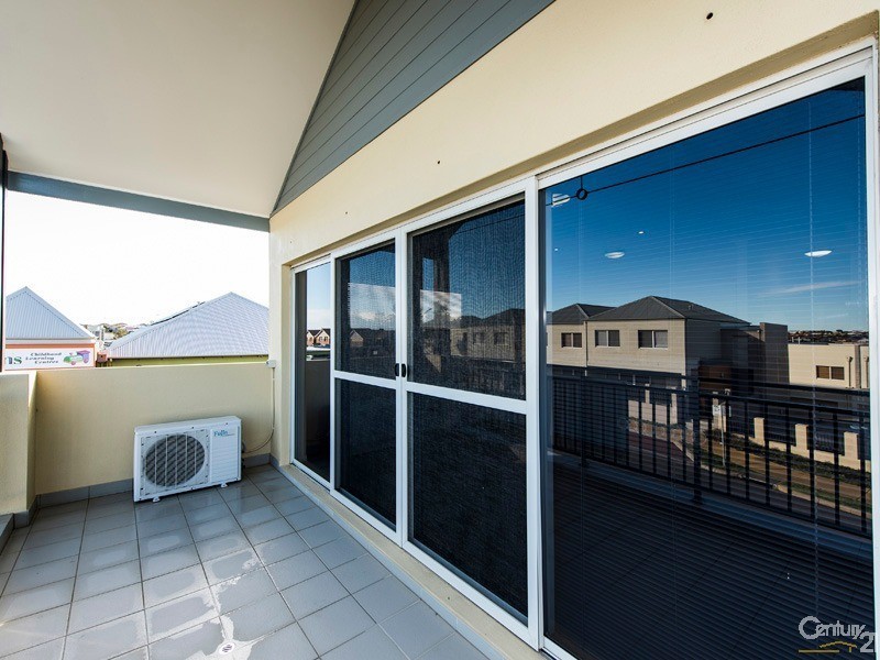 19/291 Ocean Keys Boulevard, Clarkson WA 6030