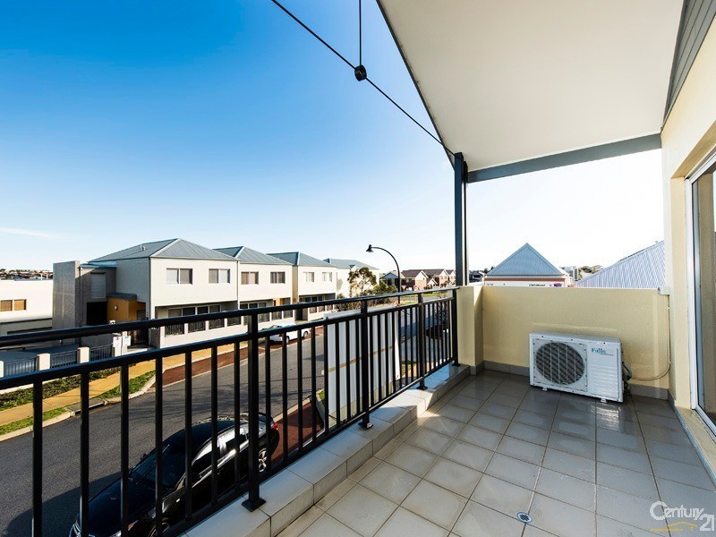 19/291 Ocean Keys Boulevard, Clarkson WA 6030