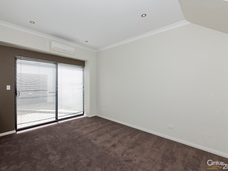 19 Metro Boulevard, Clarkson WA 6030