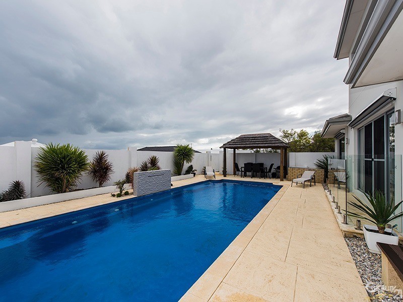 3 Seafarer Way, Jindalee WA 6036