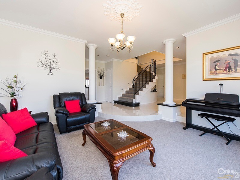 3 Seafarer Way, Jindalee WA 6036