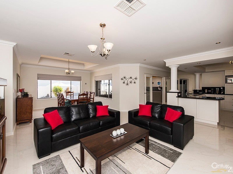 3 Seafarer Way, Jindalee WA 6036