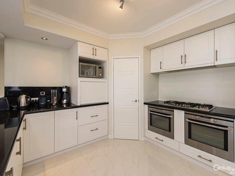 3 Seafarer Way, Jindalee WA 6036