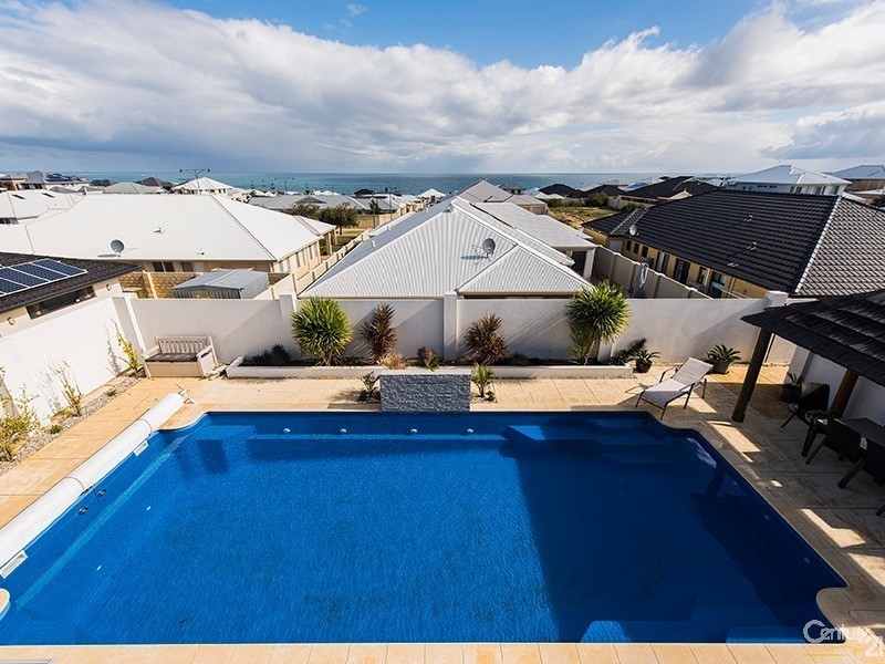 3 Seafarer Way, Jindalee WA 6036