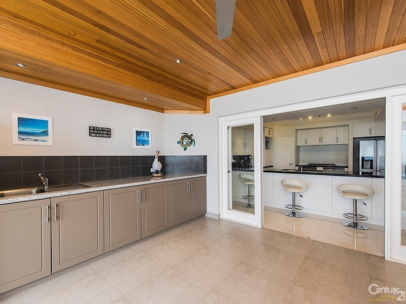 3 Seafarer Way, Jindalee WA 6036