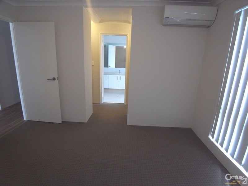 11 Tawny WAY, Alkimos WA 6038