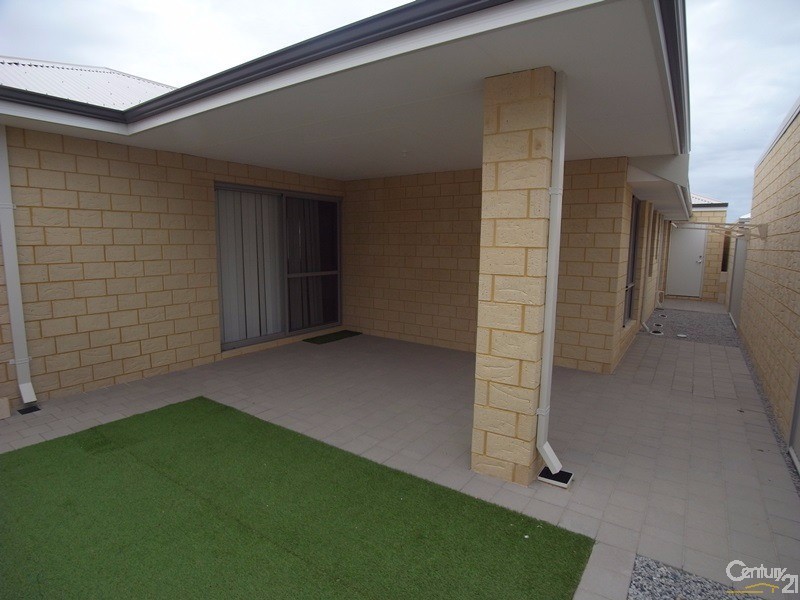 11 Tawny WAY, Alkimos WA 6038