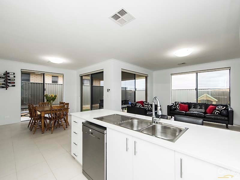 18 Makassar Way, Clarkson WA 6030