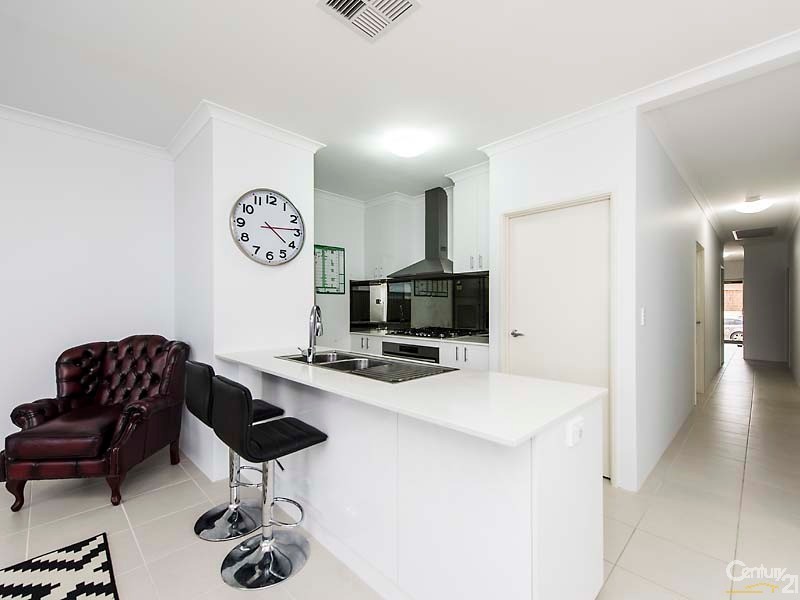 18 Makassar Way, Clarkson WA 6030