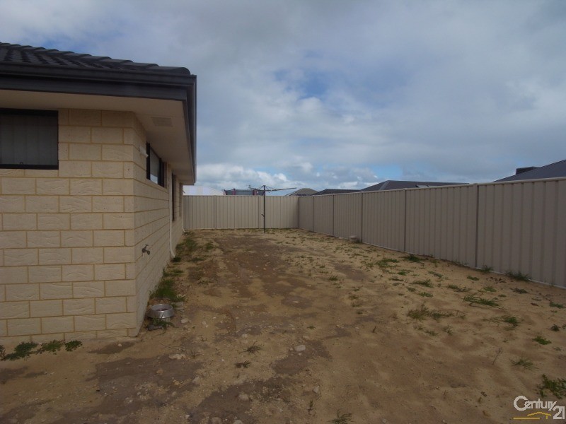 35 Karril Turn, Yanchep WA 6035