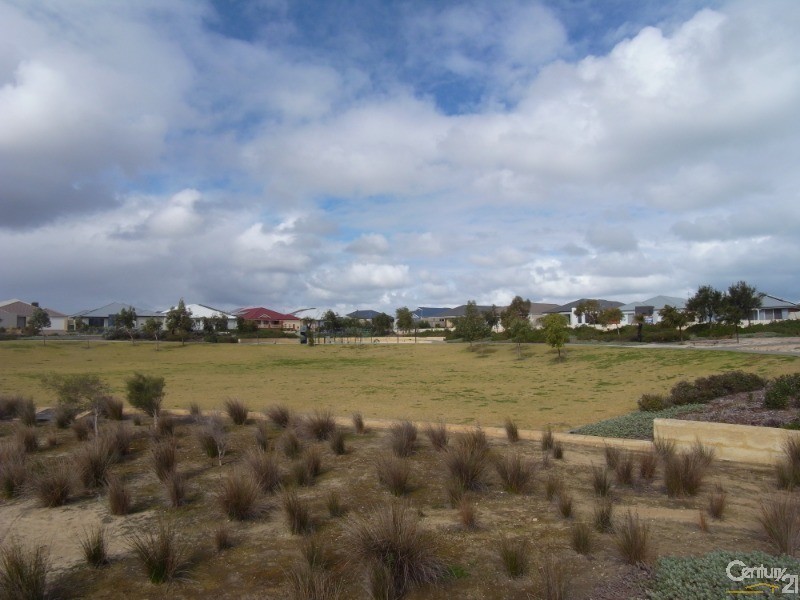 35 Karril Turn, Yanchep WA 6035