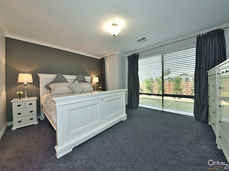 22 Sailboat Link, Jindalee WA 6036
