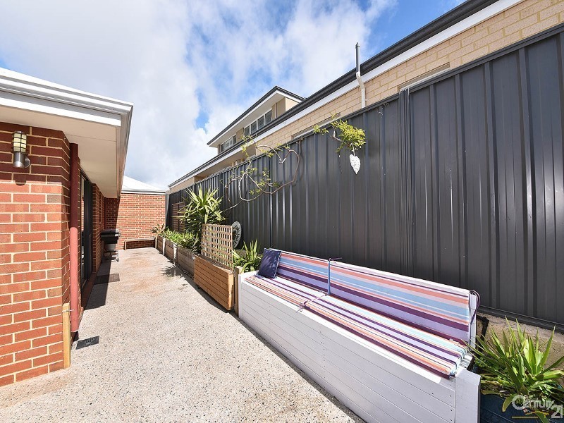 22 Sailboat Link, Jindalee WA 6036