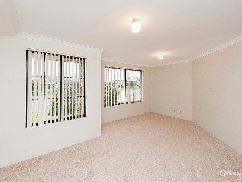 124 Seagrove Boulevard, Merriwa WA 6030