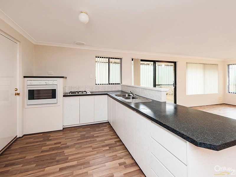 124 Seagrove Boulevard, Merriwa WA 6030