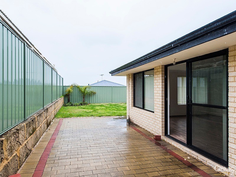 124 Seagrove Boulevard, Merriwa WA 6030