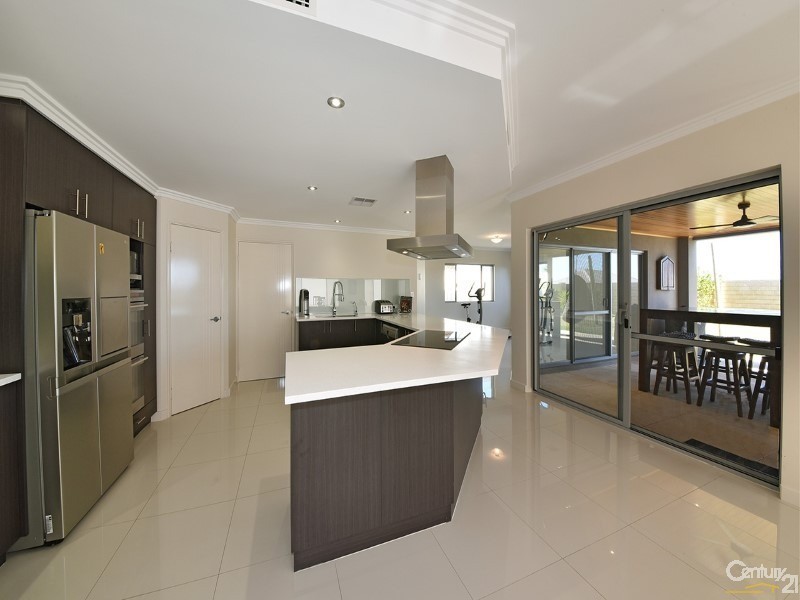 15 Dotterel Green, Jindalee WA 6036