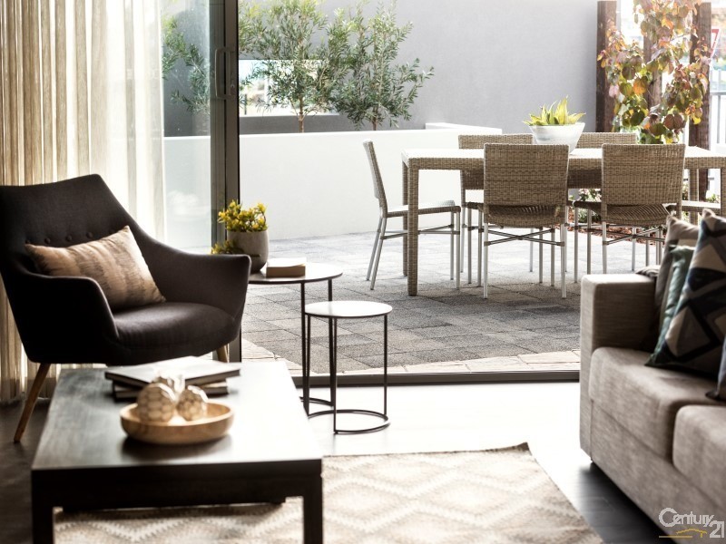 77 Reflection Boulevard, Jindalee WA 6036