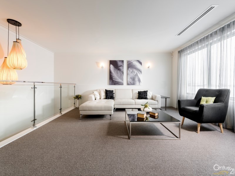 77 Reflection Boulevard, Jindalee WA 6036