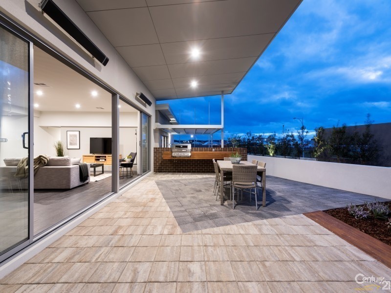 77 Reflection Boulevard, Jindalee WA 6036