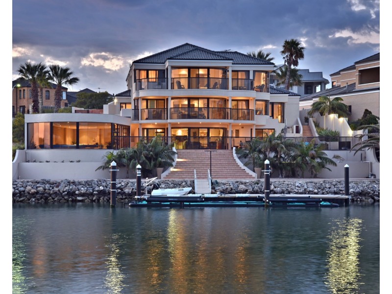 37 Clarecastle Retreat, Mindarie WA 6030