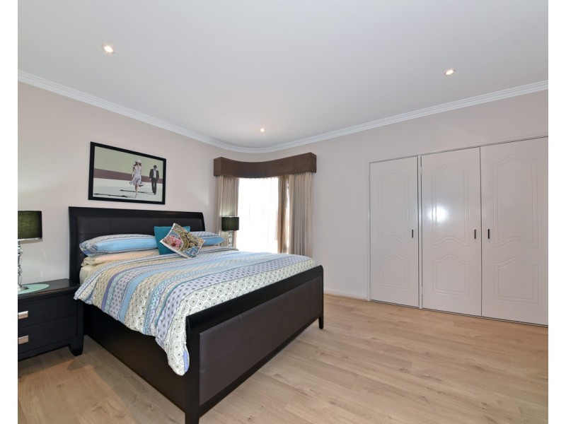 37 Clarecastle Retreat, Mindarie WA 6030