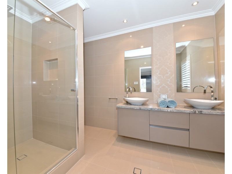 37 Clarecastle Retreat, Mindarie WA 6030