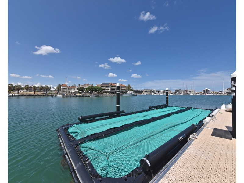 37 Clarecastle Retreat, Mindarie WA 6030