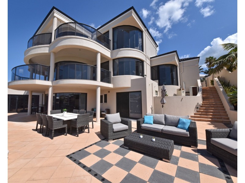 37 Clarecastle Retreat, Mindarie WA 6030