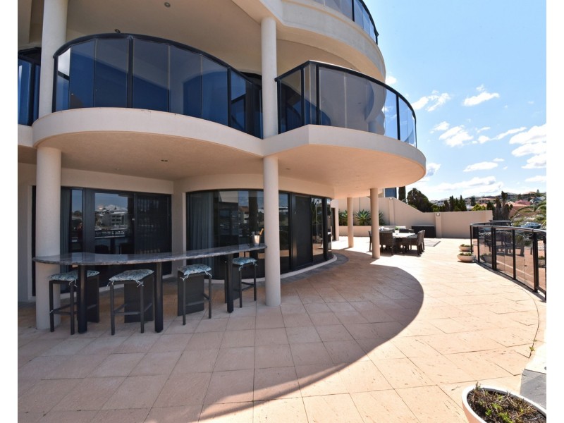 37 Clarecastle Retreat, Mindarie WA 6030