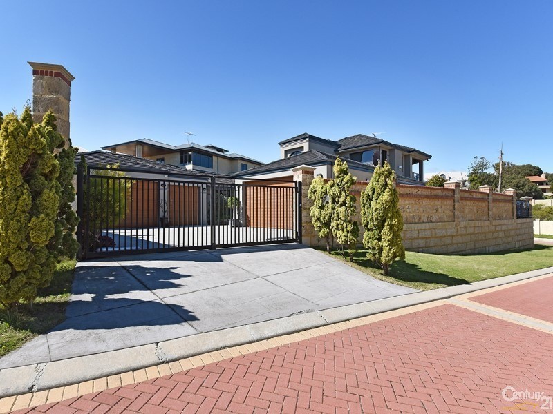 5 Catalina Place, Quinns Rocks WA 6030