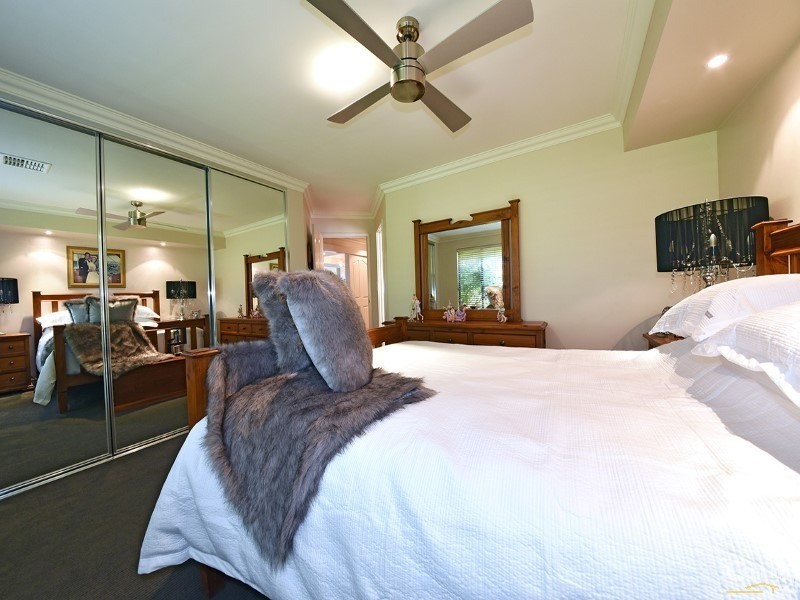 5 Catalina Place, Quinns Rocks WA 6030
