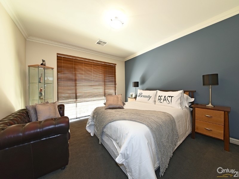 5 Catalina Place, Quinns Rocks WA 6030