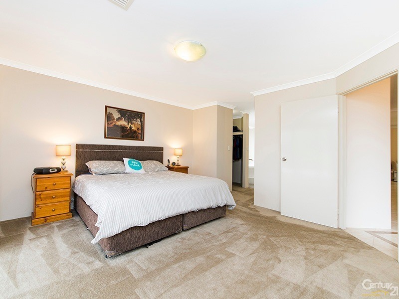 12 Elmhurst Drive, Clarkson WA 6030