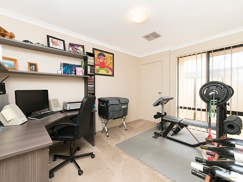 12 Elmhurst Drive, Clarkson WA 6030