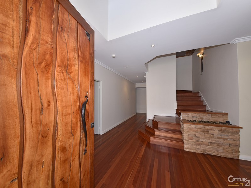 15 Birkenhead Ridge, Mindarie WA 6030