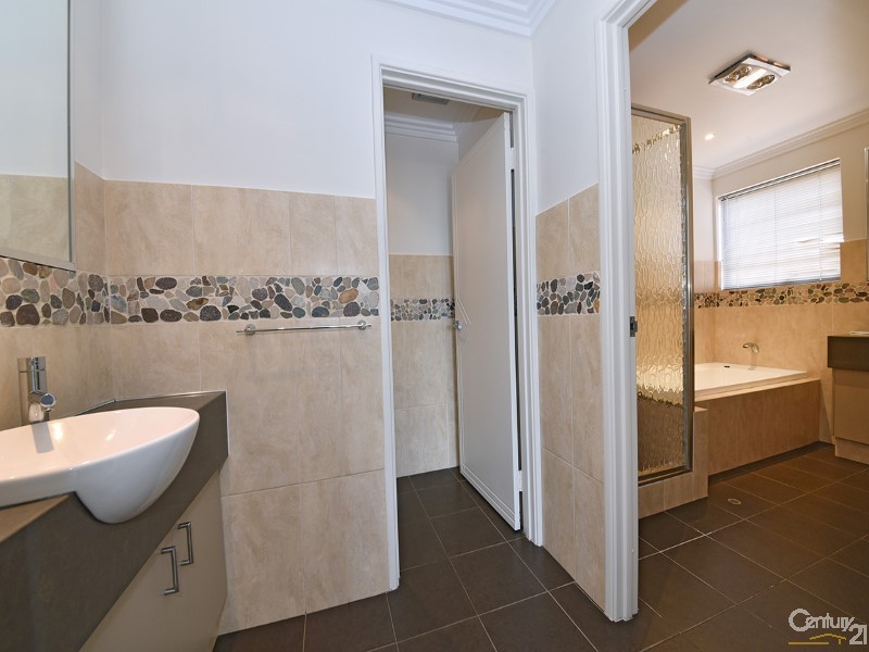 15 Birkenhead Ridge, Mindarie WA 6030