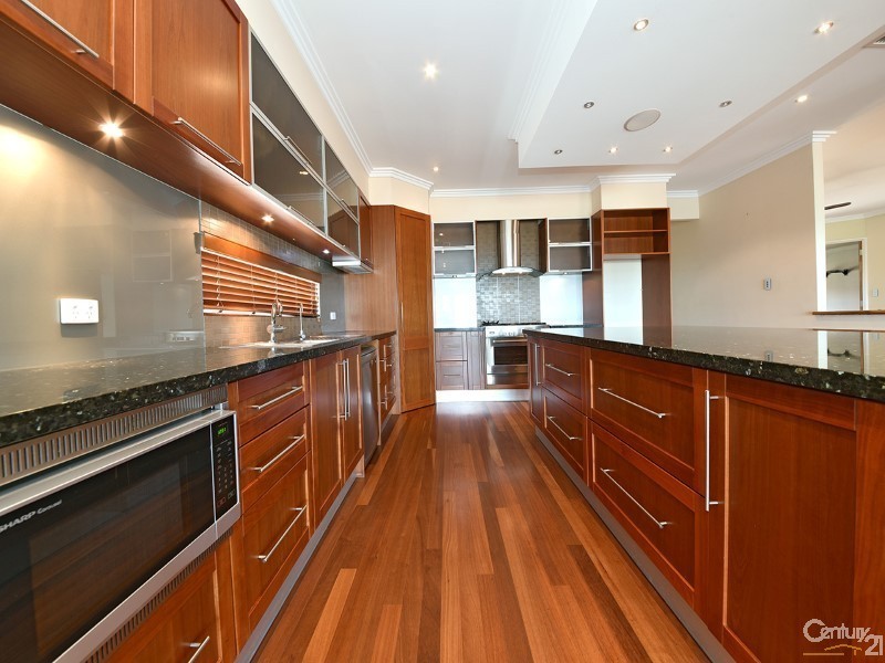 15 Birkenhead Ridge, Mindarie WA 6030