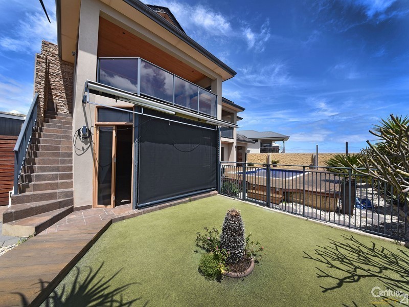 15 Birkenhead Ridge, Mindarie WA 6030